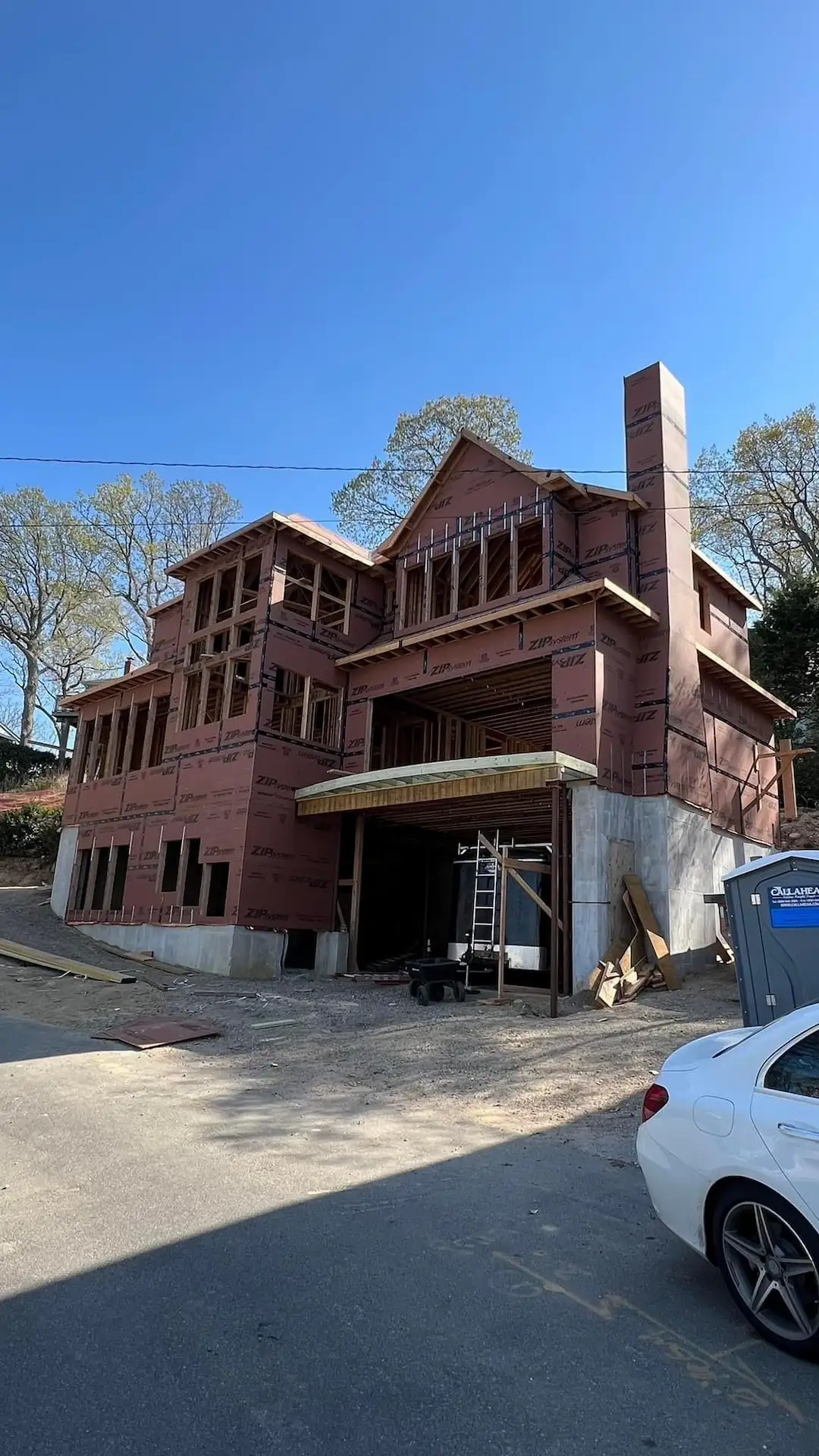 under construction new home build